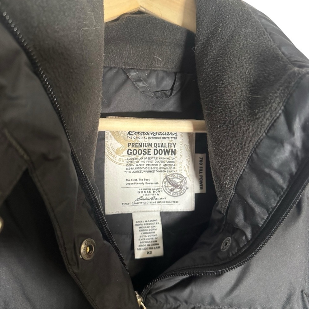 Eddie Bauer EB700 Down Fill Women's Puffer Vest Zip Belted Black Winter Size XS - Picture 4 of 6